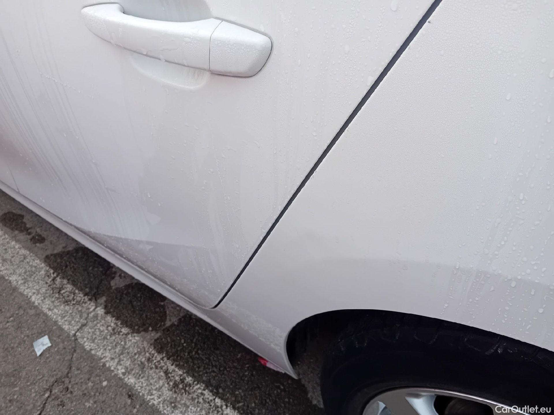  Opel  Corsa OPEL  / 2019 / 5P / berlina con portón 1.2T XHL 74kW (100CV) Elegance (CX) #5