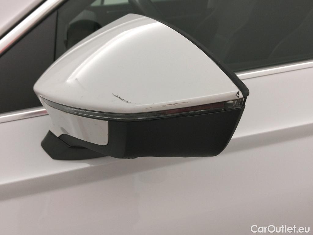  Seat  ATECA SEAT  / 2016 / 5P / todoterreno 2.0 TDI 110kW DSG S&S X-Perience Go #24