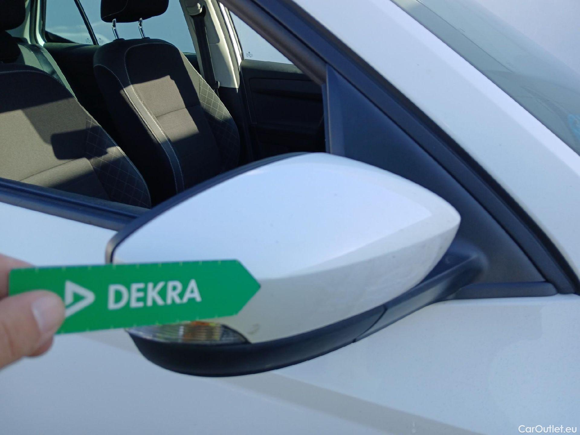  Skoda  Fabia SKODA  / 2018 / 5P / berlina con portón 1.0 TSI 70KW (95cv) Ambition Plus(SP) (AC) #28