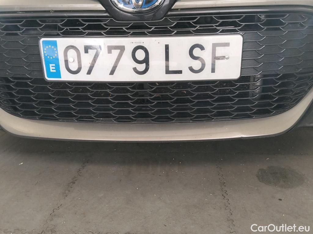  Toyota  Corolla TOYOTA  / 2019 / 5P / familiar 2.0 180H STYLE E-CVT TOURING SPORT #3