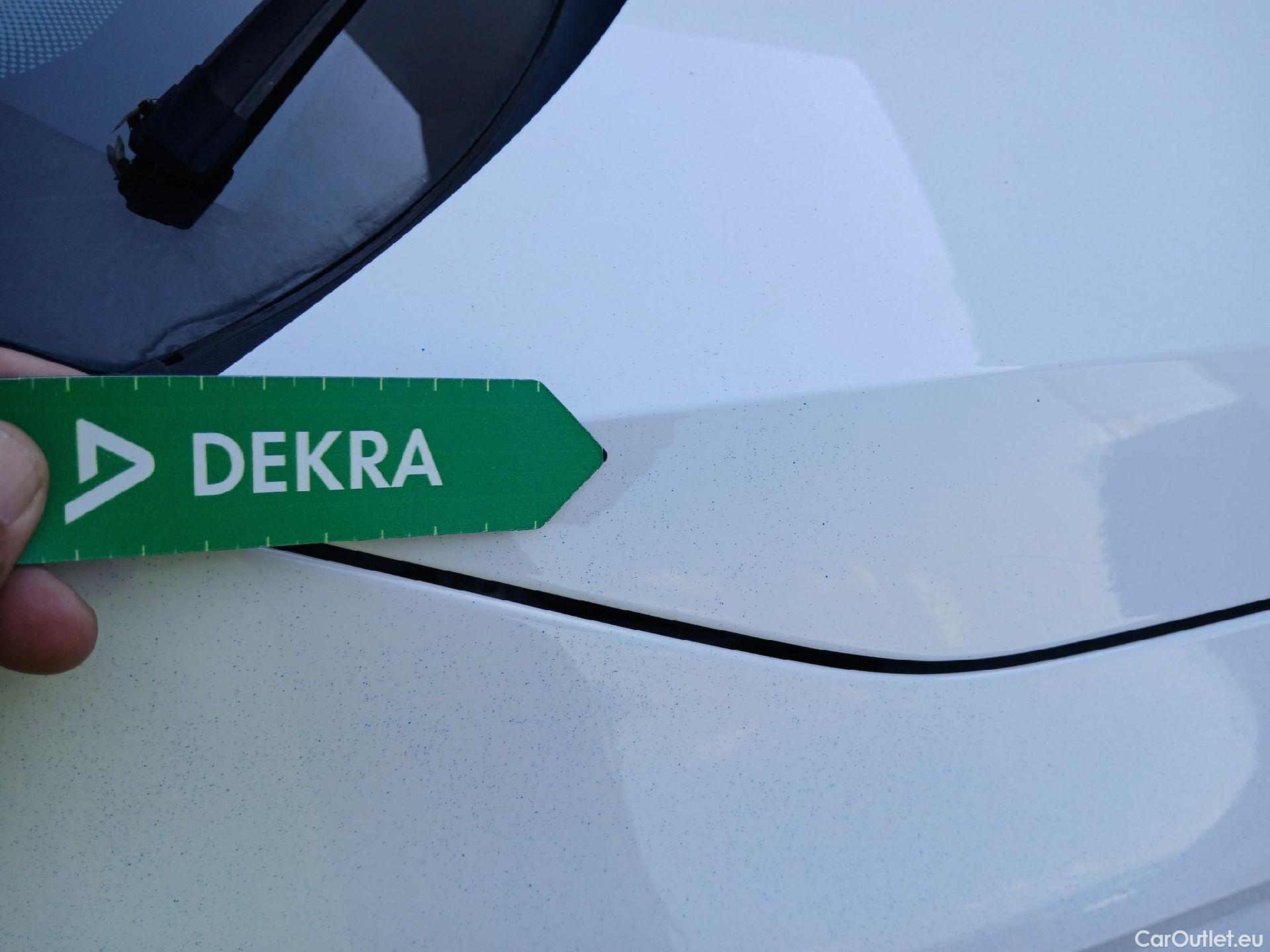  Skoda  Fabia SKODA  / 2018 / 5P / berlina con portón 1.0 TSI 70KW (95cv) Ambition Plus(SP) (AC) #35