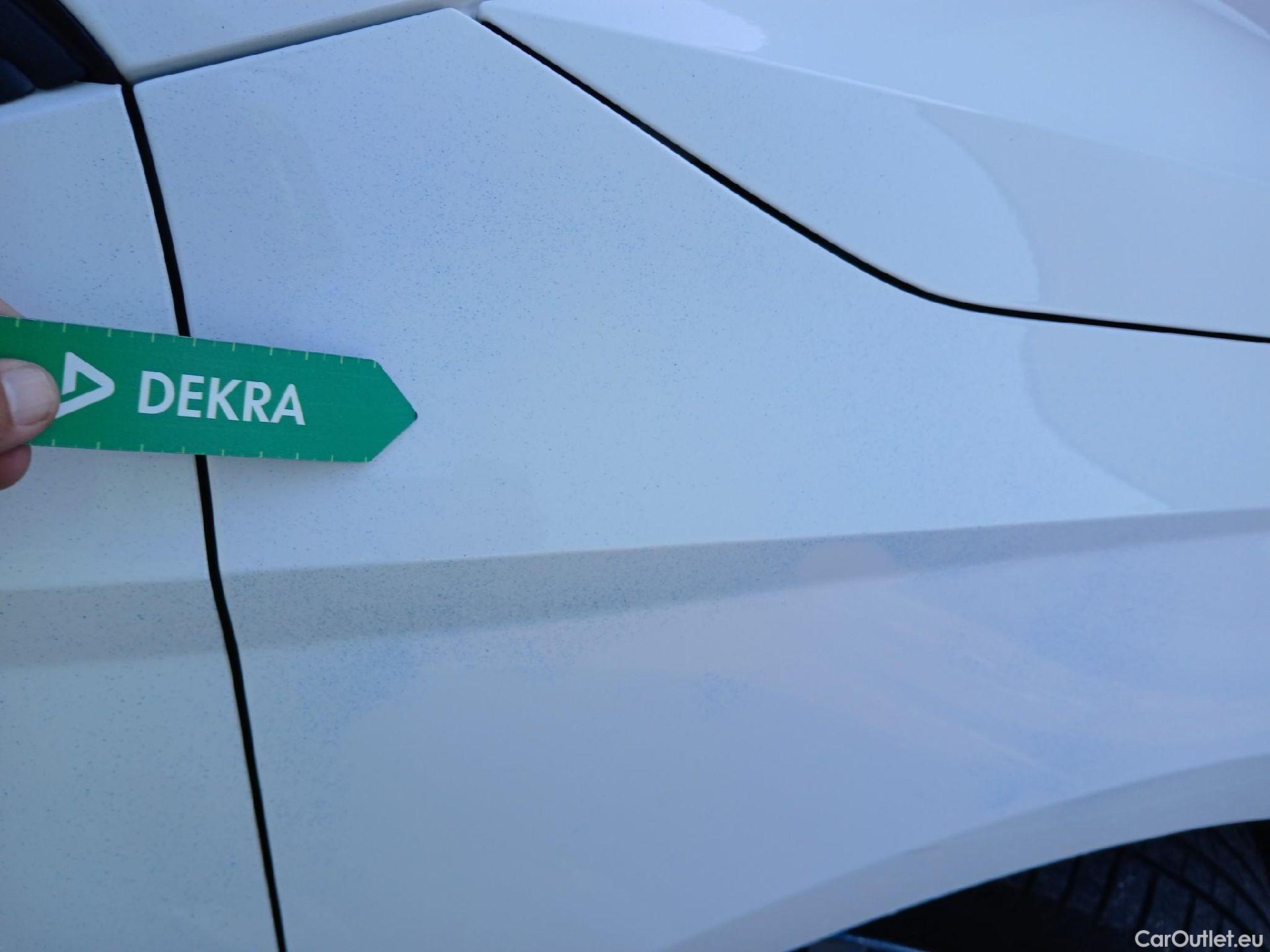  Skoda  Fabia SKODA  / 2018 / 5P / berlina con portón 1.0 TSI 70KW (95cv) Ambition Plus(SP) (AC) #32