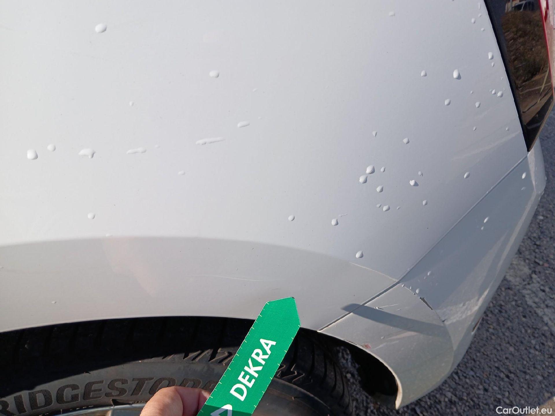  Skoda  Fabia SKODA  / 2018 / 5P / berlina con portón 1.0 TSI 70KW (95cv) Ambition Plus(SP) (AC) #16