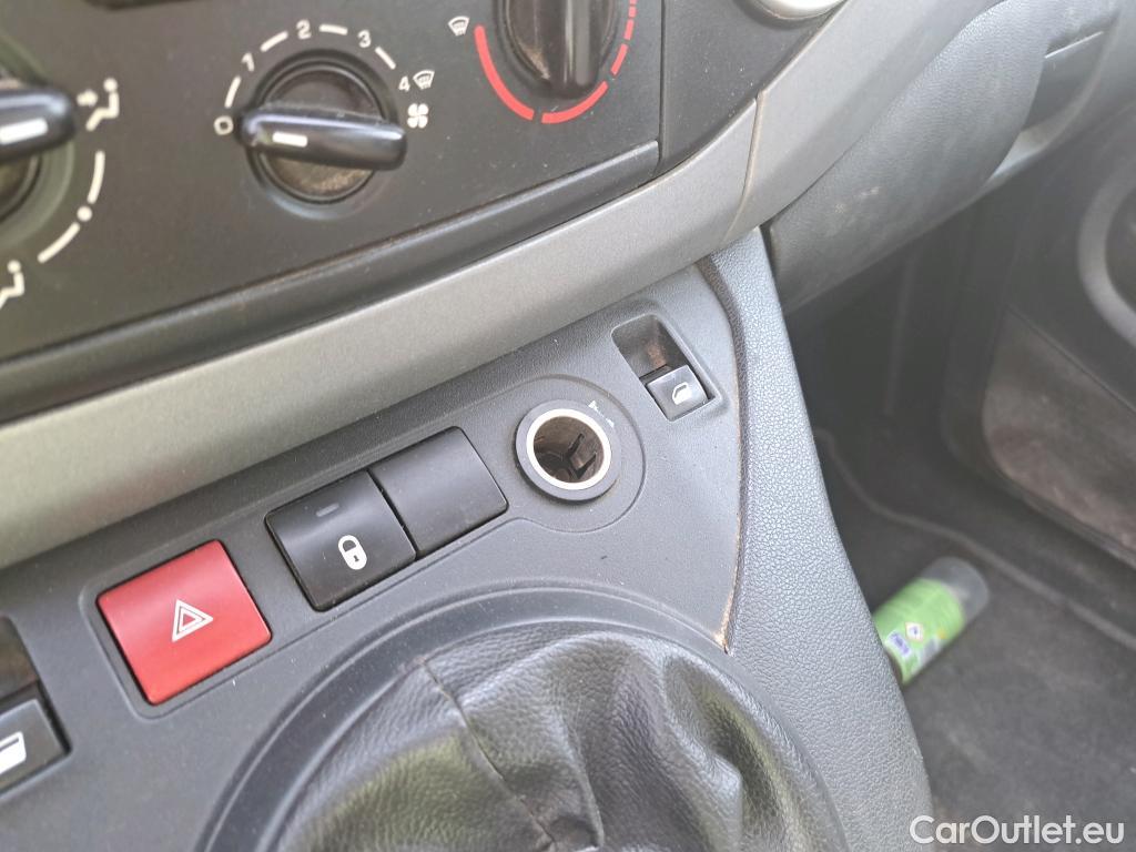  Citroen  Berlingo CITROEN  / 2015 / 4P / combi Multispace LIVE Edit.BlueHDi 74KW (100CV #84