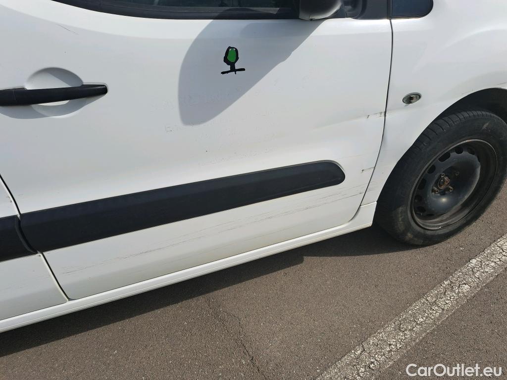  Citroen  Berlingo CITROEN  / 2015 / 4P / combi Multispace LIVE Edit.BlueHDi 74KW (100CV #95
