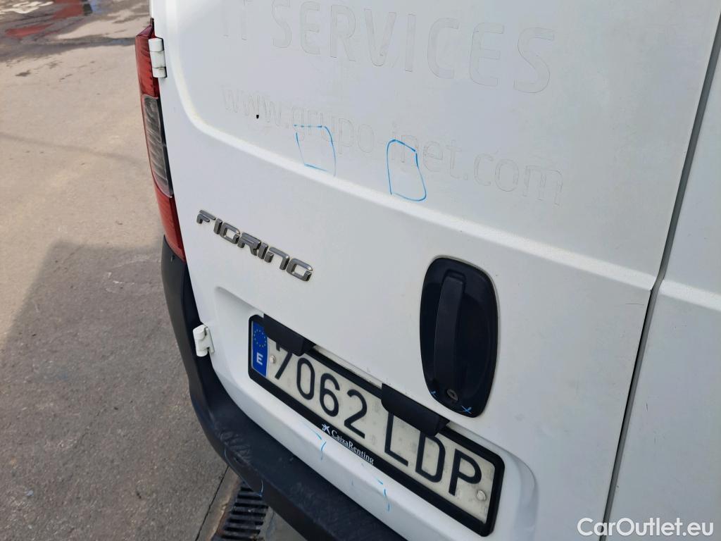  Fiat  Fiorino FIAT  / 2016 / 4P / furgón derivado de turismo Cargo Base N1 1.3 MJet 59 kW (80 CV) #4