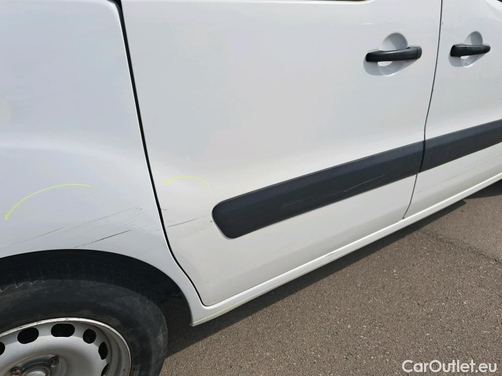  Citroen  Berlingo CITROEN  / 2015 / 4P / combi Multispace LIVE Edit.BlueHDi 74KW (100CV #27