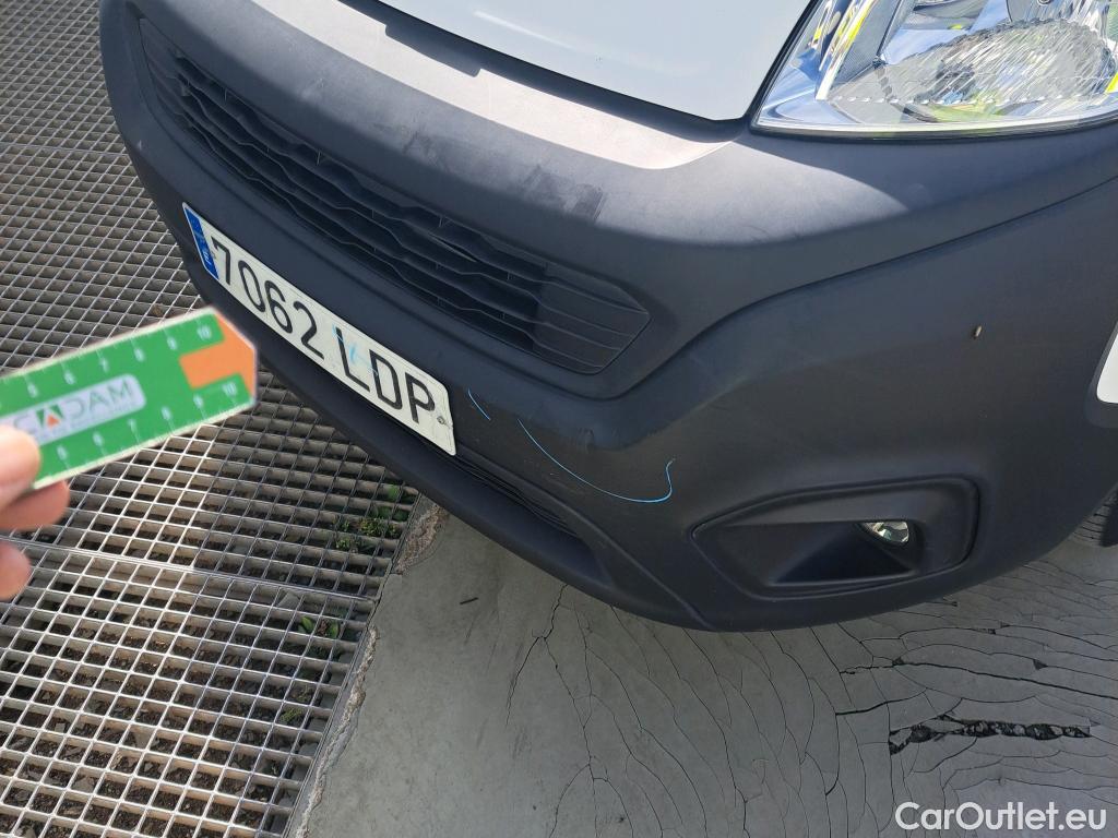  Fiat  Fiorino FIAT  / 2016 / 4P / furgón derivado de turismo Cargo Base N1 1.3 MJet 59 kW (80 CV) #33