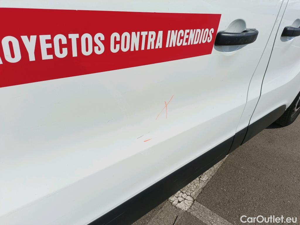  Nissan  NV300 NISSAN  / 2016 / 4P / furgón 2.0dCi 88kW (120CV) L1H1 1T Optima #8