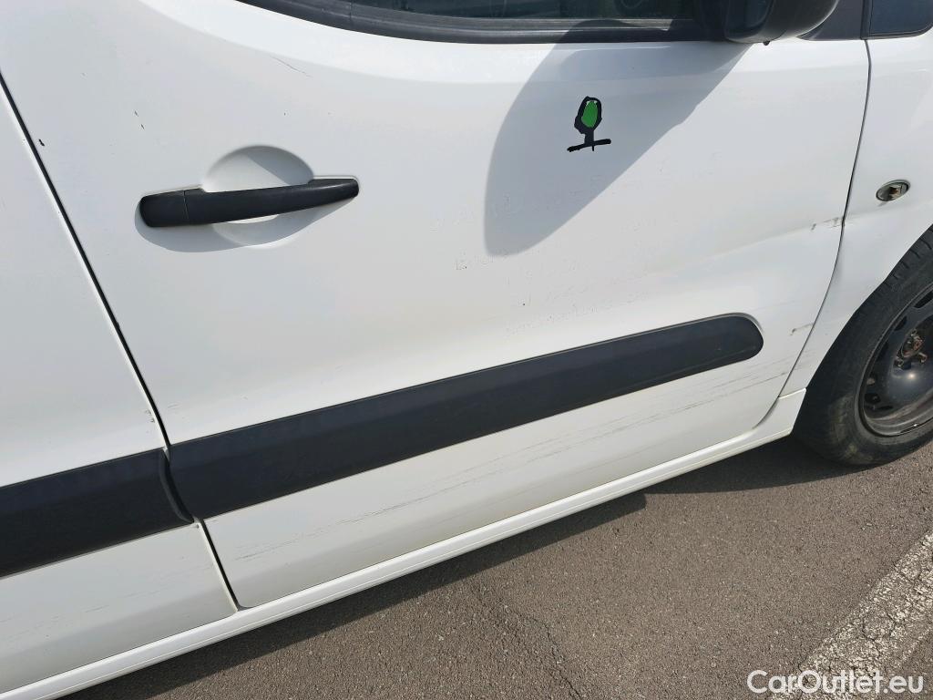  Citroen  Berlingo CITROEN  / 2015 / 4P / combi Multispace LIVE Edit.BlueHDi 74KW (100CV #21