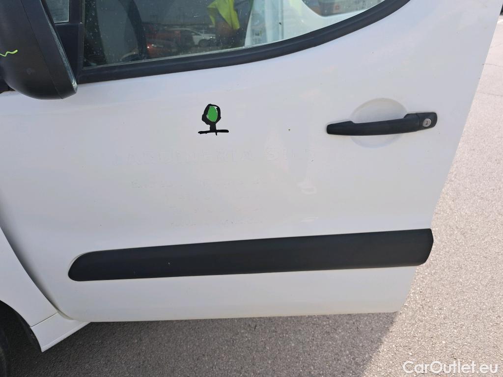  Citroen  Berlingo CITROEN  / 2015 / 4P / combi Multispace LIVE Edit.BlueHDi 74KW (100CV #57