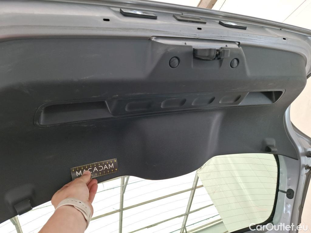  Citroen  C3  Société Feel 1.5 BlueHDI 100CV BVM6 E6dT #3