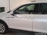  Volkswagen  Tiguan VOLKSWAGEN  / 2020 / 5P / SUV 2.0 TDI SCR 110KW LIFE DSG #36