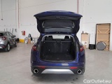  Alfa Romeo   STELVIO ALFA ROMEO / 2017 / 5P / SUV 2.2 TURBO DIESEL 160CV BUSINESS AT8 RWD #5