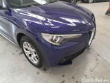  Alfa Romeo   STELVIO ALFA ROMEO / 2017 / 5P / SUV 2.2 TURBO DIESEL 160CV BUSINESS AT8 RWD #26