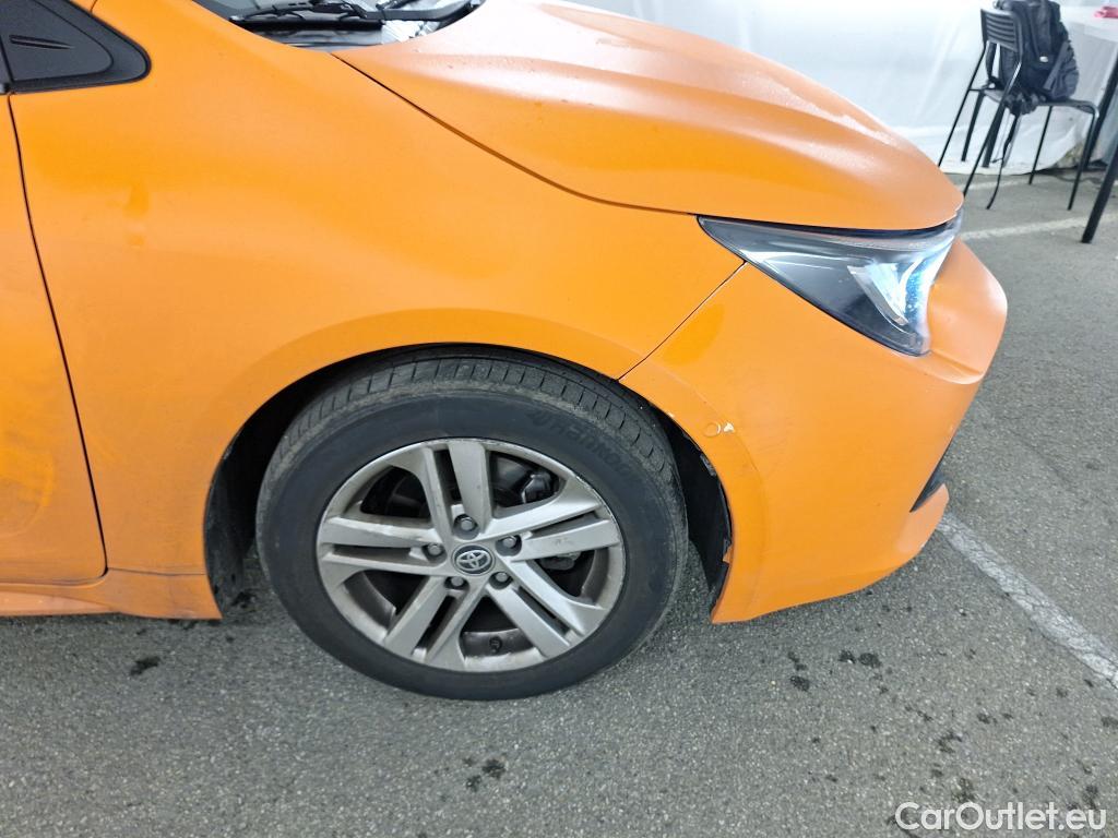  Toyota  Corolla TOYOTA  / 2018 / 5P / Berline Hybride 122h Dynamic Business Stage Acad #19