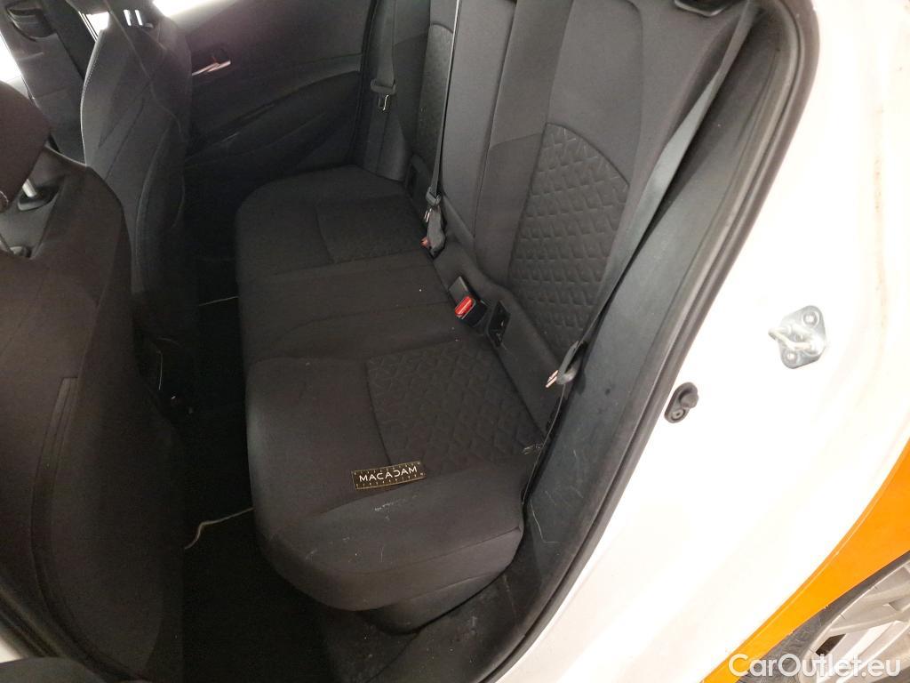  Toyota  Corolla TOYOTA  / 2018 / 5P / Berline Hybride 122h Dynamic Business Stage Acad #31