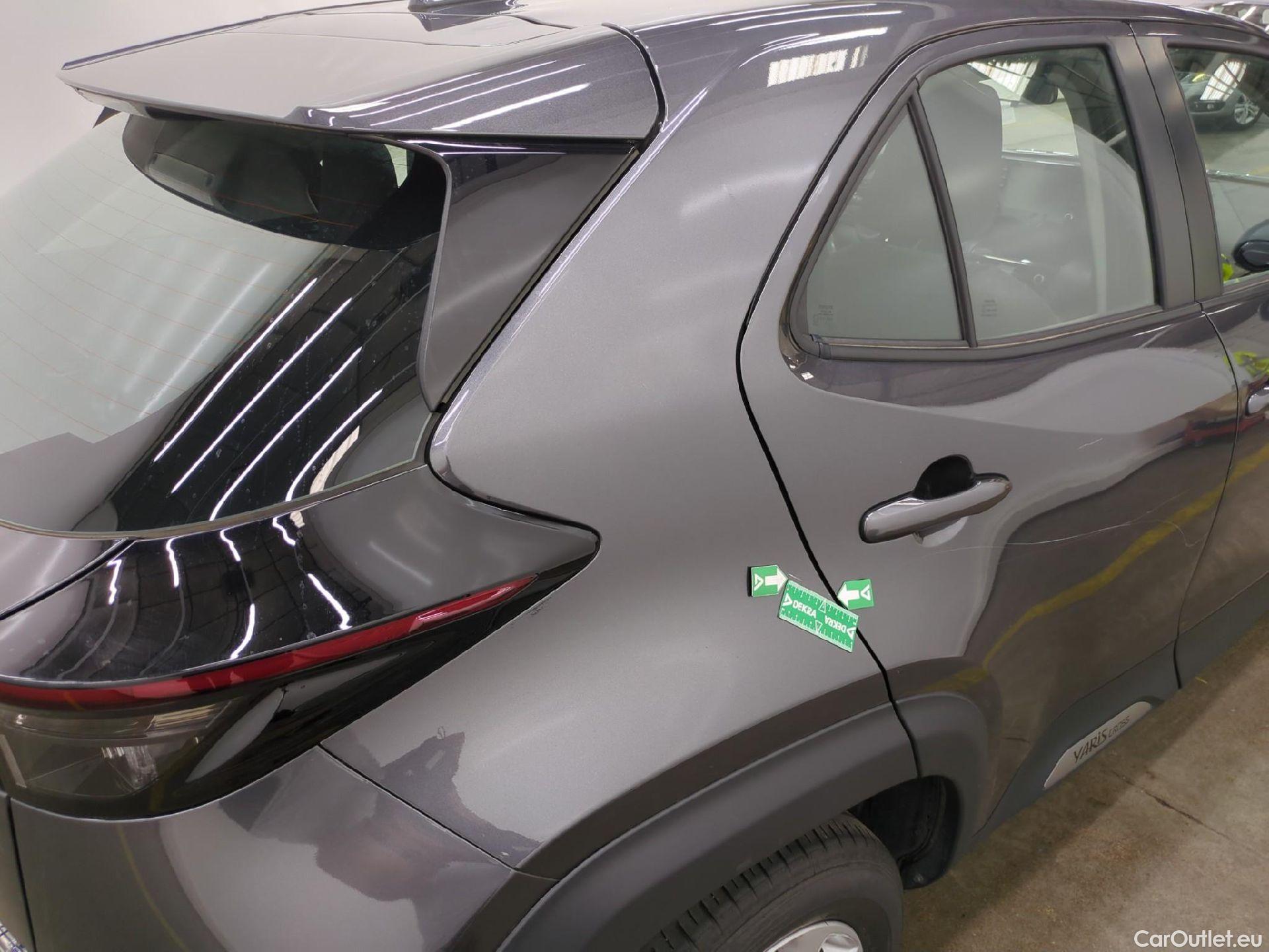  Toyota  Yaris Cross  Hybride / 2021 / 5P / SUV 1.5 HYBRID 116H DYNAMIC BUSINESS BEY / 4 ROUES MOTRICES #2