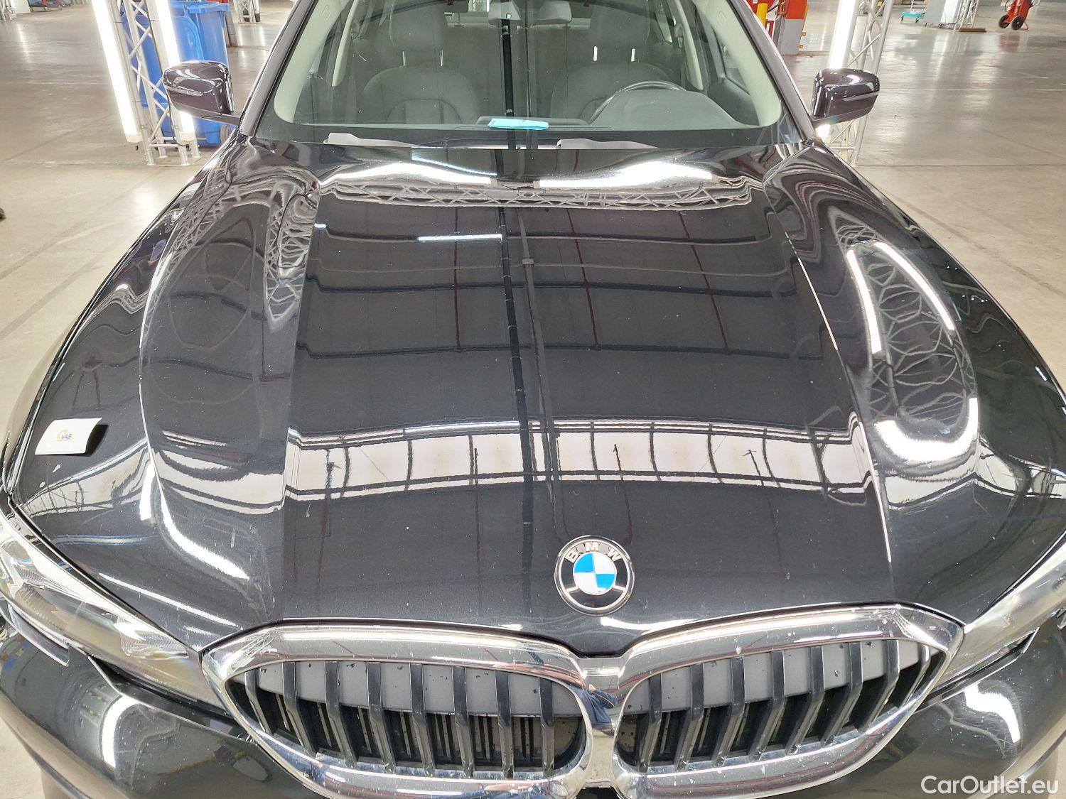  Bmw  Serie 3 BMW, 3-serie '18, BMW 3 Reeks Berline 318dA (100 kW) 4d #51