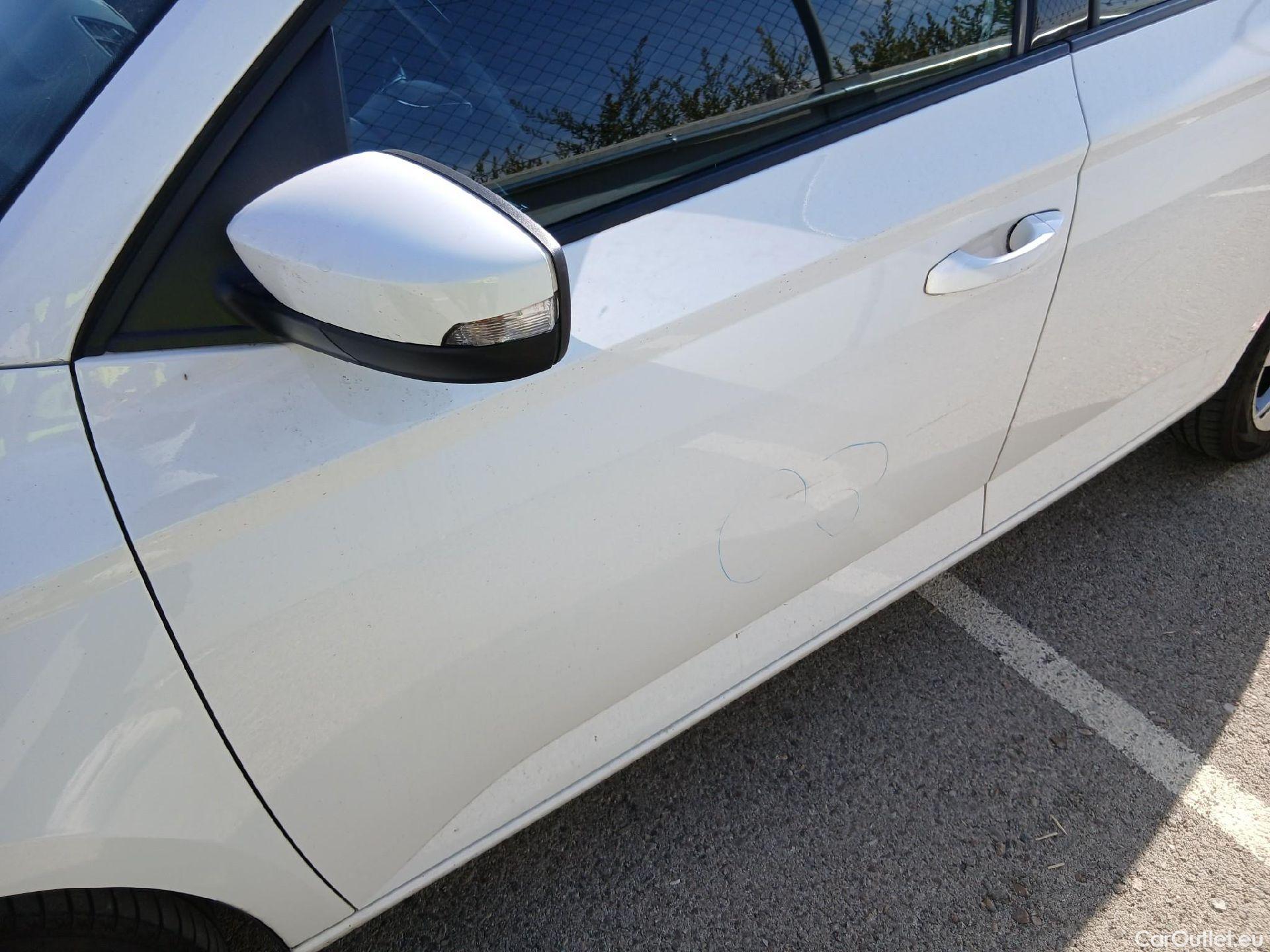  Skoda  Fabia SKODA  / 2018 / 5P / berlina con portón 1.0 TSI 81kW (110cv) Ambition Plus (CX) #8