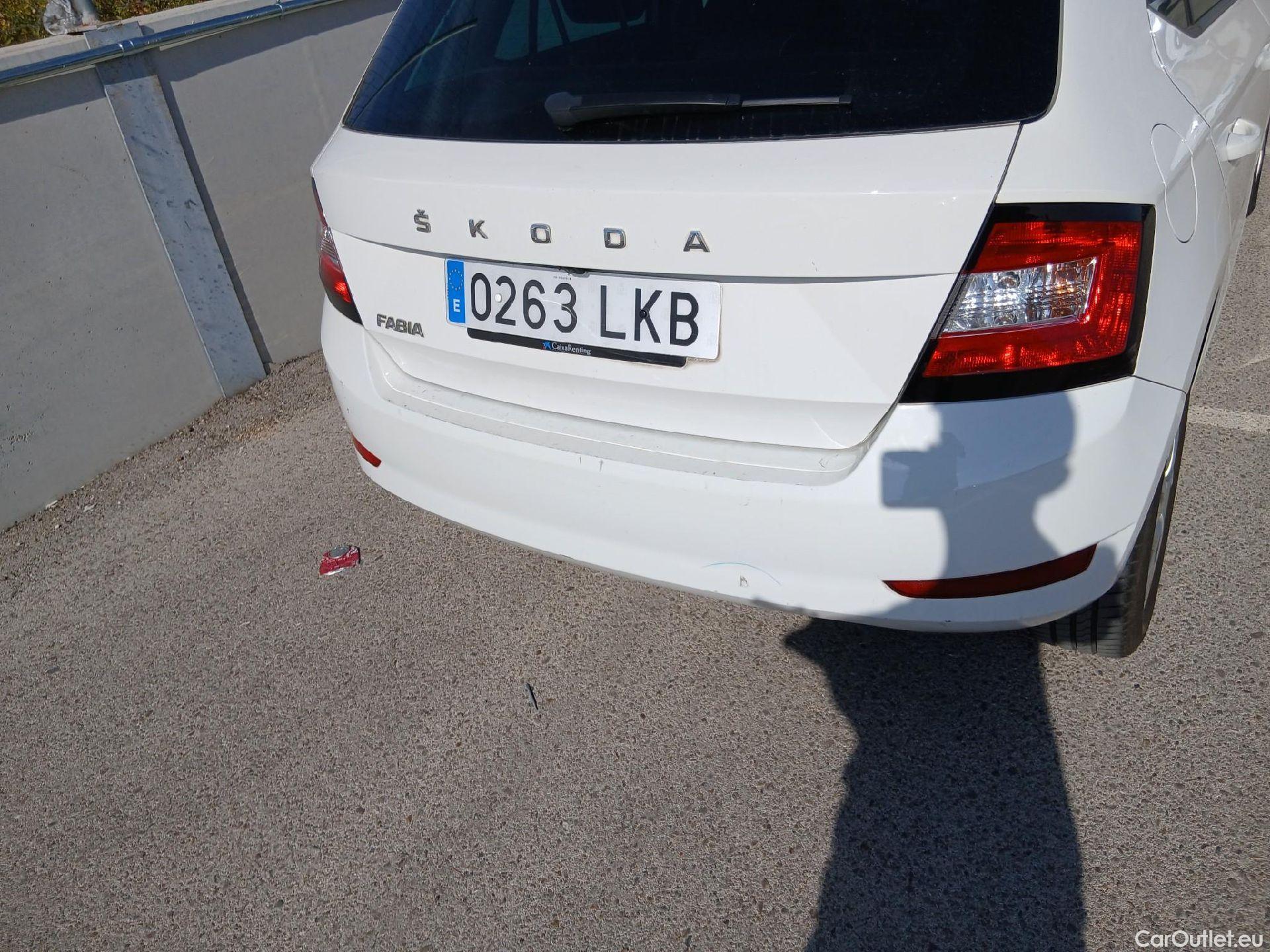  Skoda  Fabia SKODA  / 2018 / 5P / berlina con portón 1.0 TSI 81kW (110cv) Ambition Plus (CX) #20