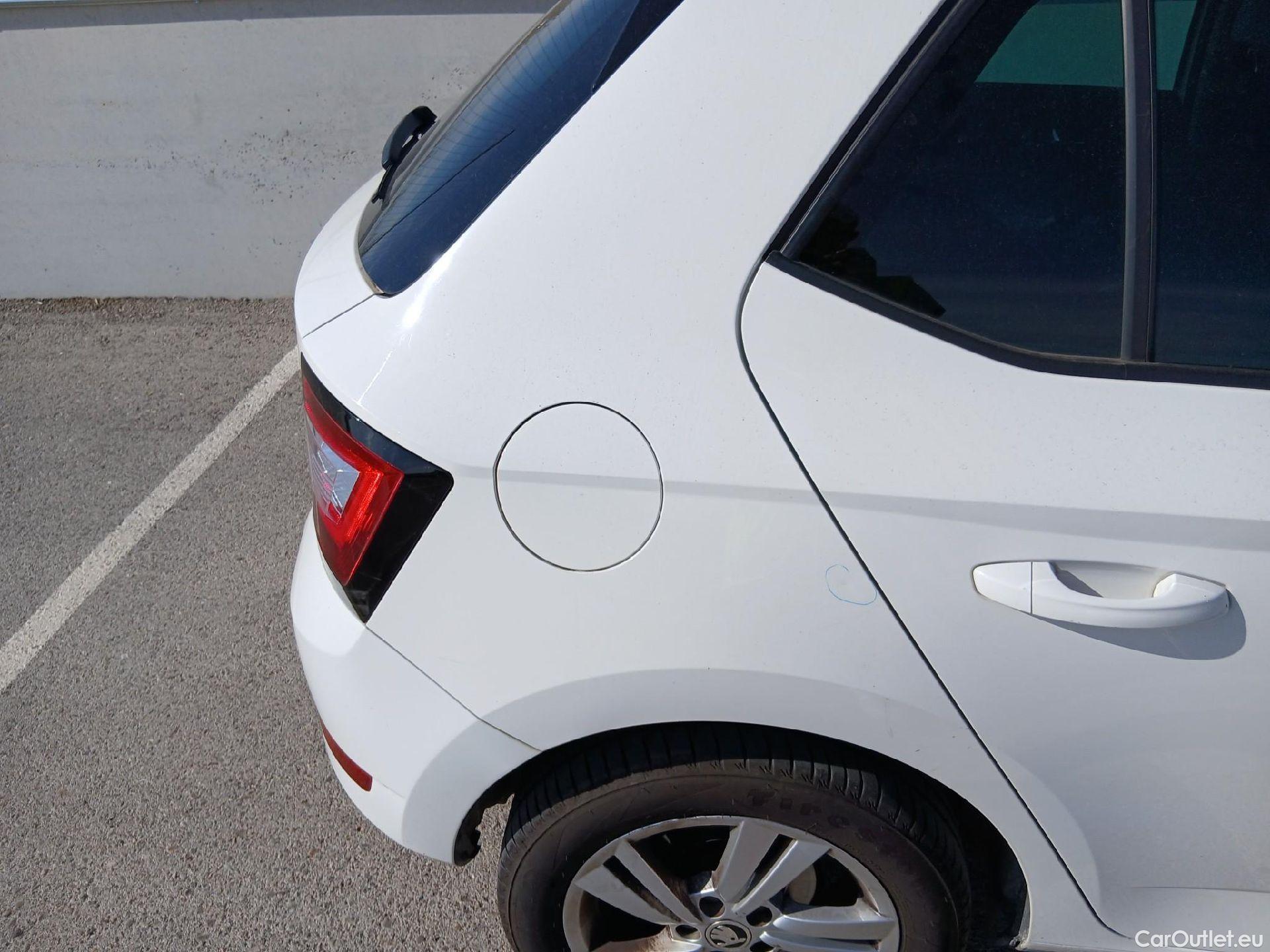  Skoda  Fabia SKODA  / 2018 / 5P / berlina con portón 1.0 TSI 81kW (110cv) Ambition Plus (CX) #27