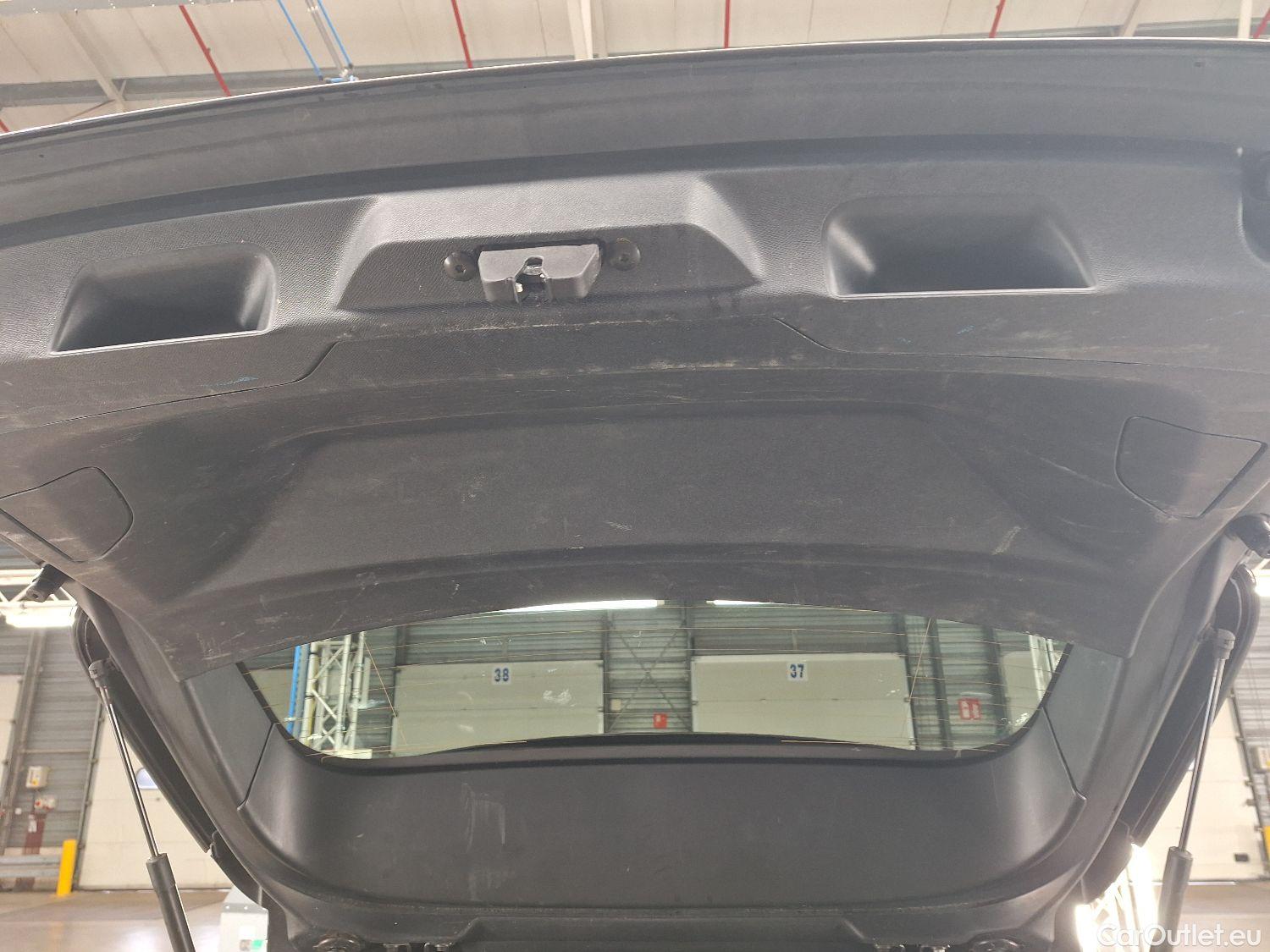  Peugeot  308 Peugeot,  SW FL'17, Peugeot  SW 1.5 BlueHDi 130 S&S EAT8 Allure Pac #29