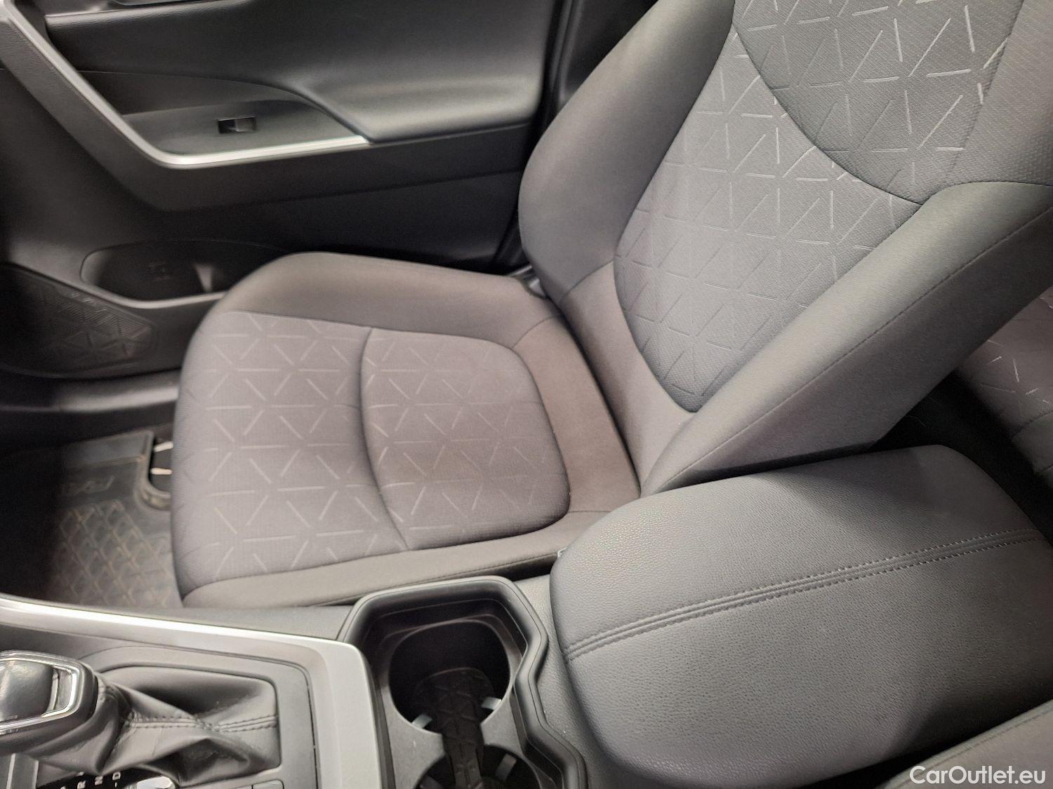  Toyota  RAV4 Toyota,  '18, Toyota  2.5 VVT-i Hybrid Dynamic Plus E-CVT 5d #7