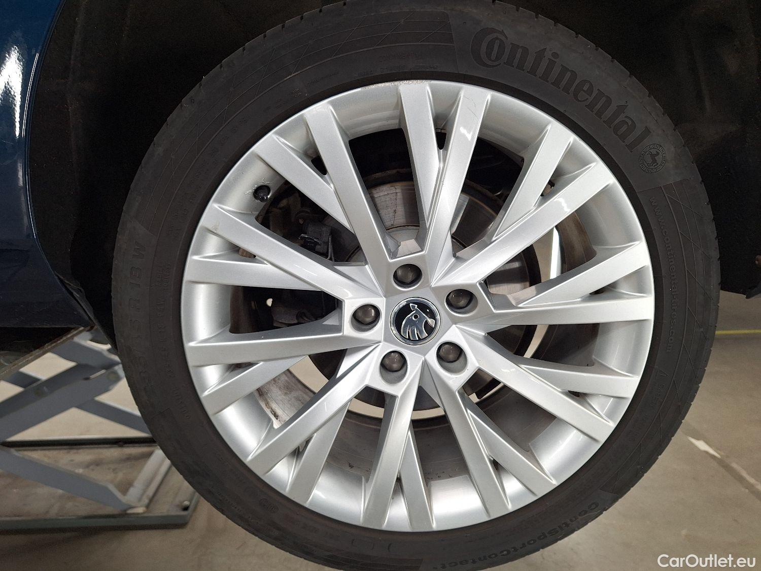  Skoda  Superb Skoda,  Combi FL'19, Skoda  Combi 1.4 TSI iV 160kW DSG6 Style 5d #6