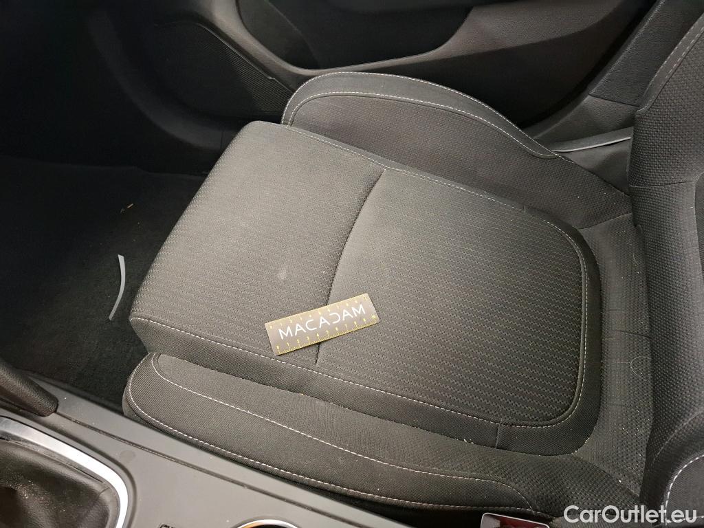  Renault  Megane  IV Berline 5 ptes. Business 1.0 TCe 115CV BVM6 E6d #16