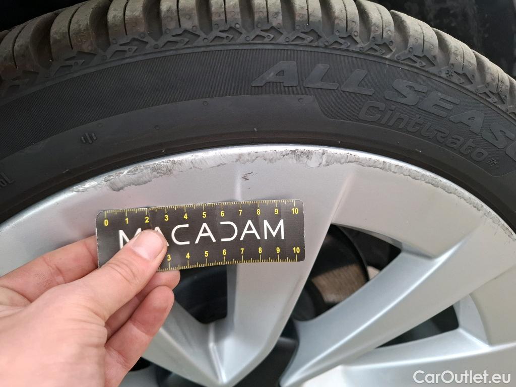  Tesla  Model 3 TESLA  / 2018 / 4P / Berline Grande Autonomie Dual Motor AWD #17