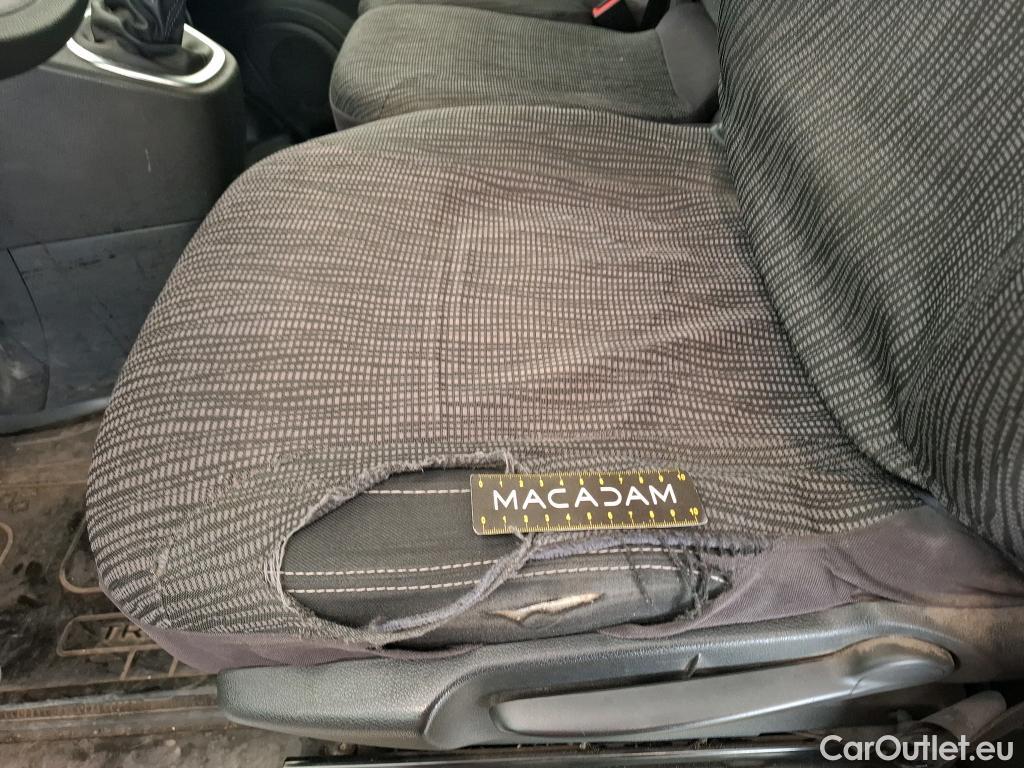  Renault  Trafic  Fourgon Grand Confort L1H1 1000 1.6 dCi 120CV BVM6 E6dT #15