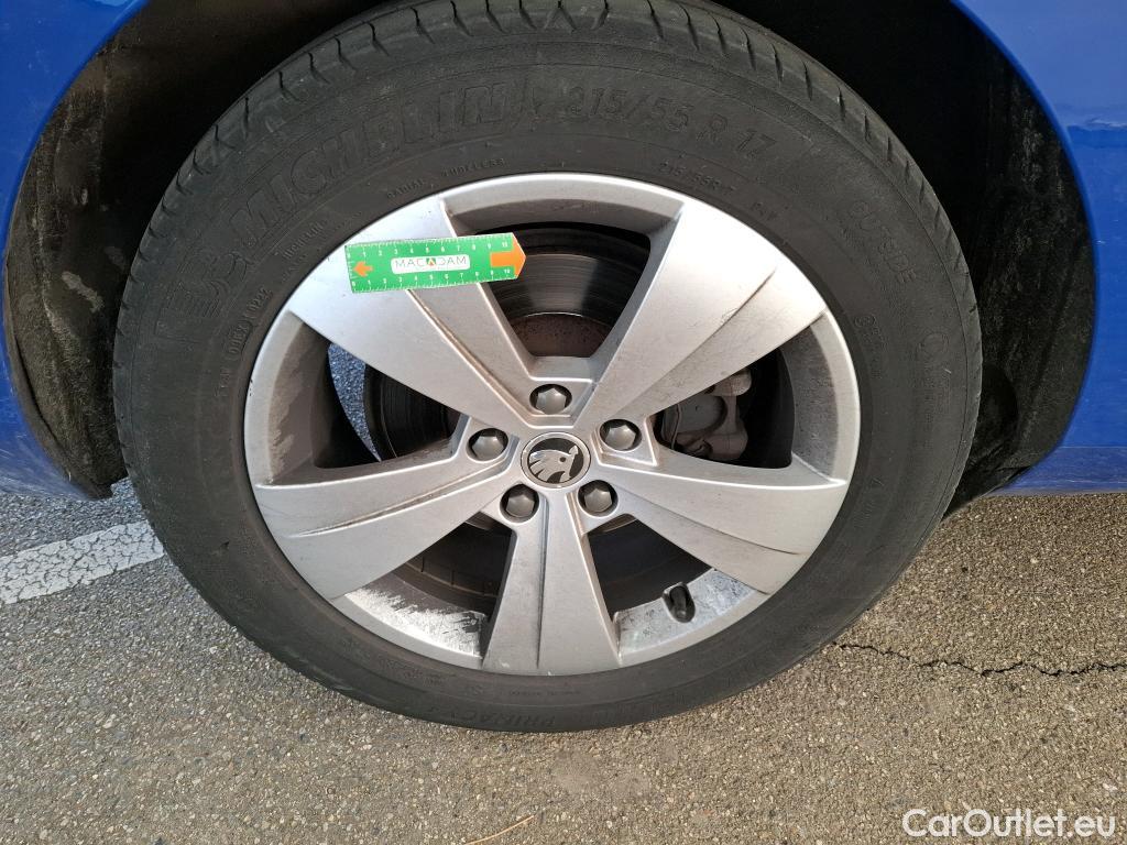  Skoda  Superb  Berline Business 2.0 TDI 150CV BVA7 E6d #32