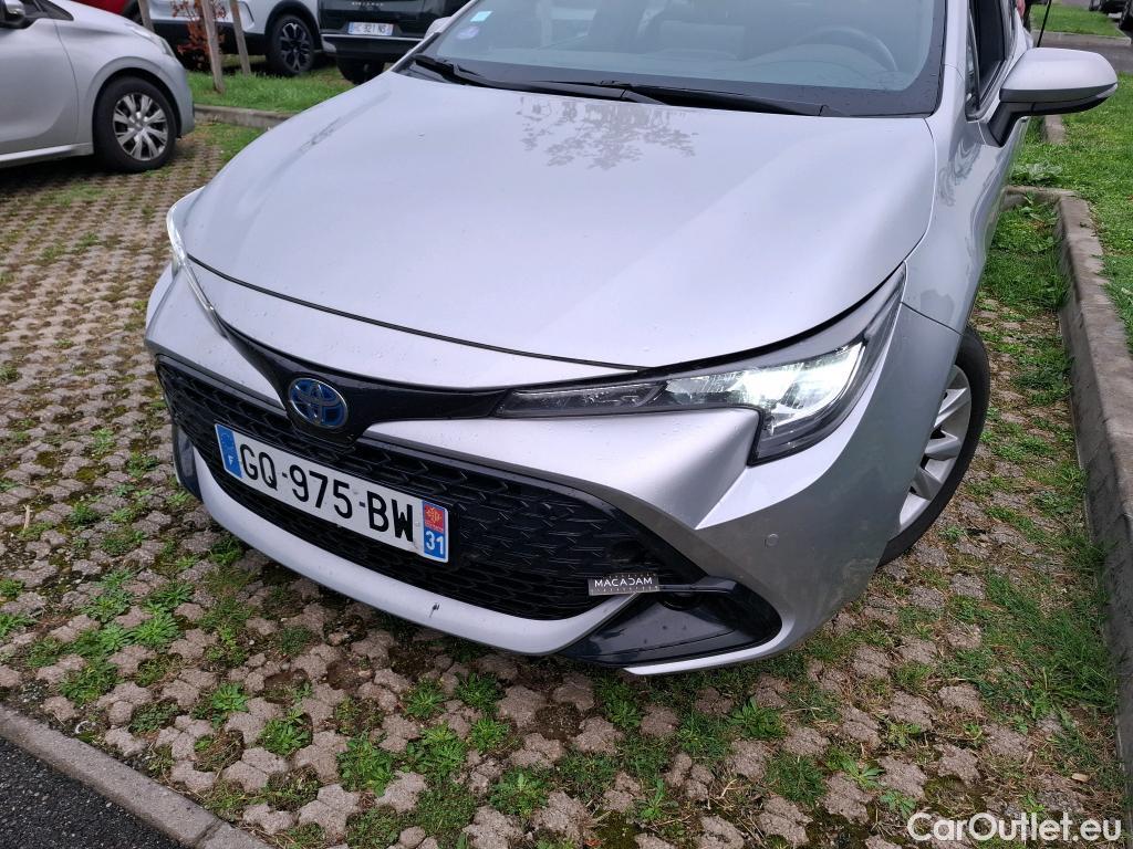  Toyota  Corolla TOYOTA  / 2022 / 5P / Berline Hybride 140h Dynamic Business Beyond Zer #1