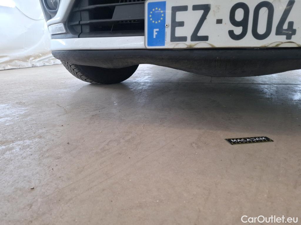  Renault  Clio  IV Air MediaNav 1.5 dCi 75CV BVM5 E6 #15