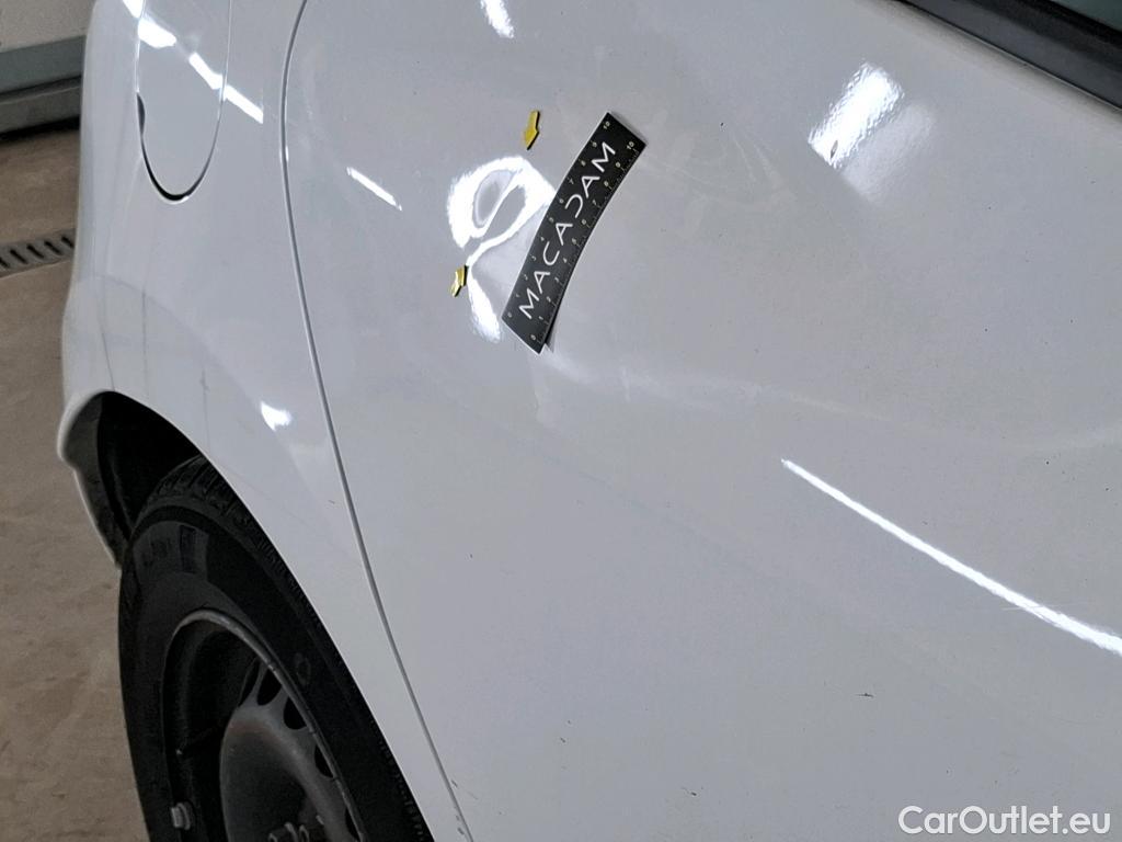  Renault  Clio  IV Air MediaNav 1.5 dCi 75CV BVM5 E6 #10