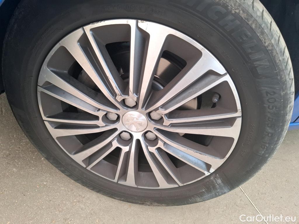  Peugeot  308  Allure Business 1.5 HDi 130CV BVA8 E6d #7