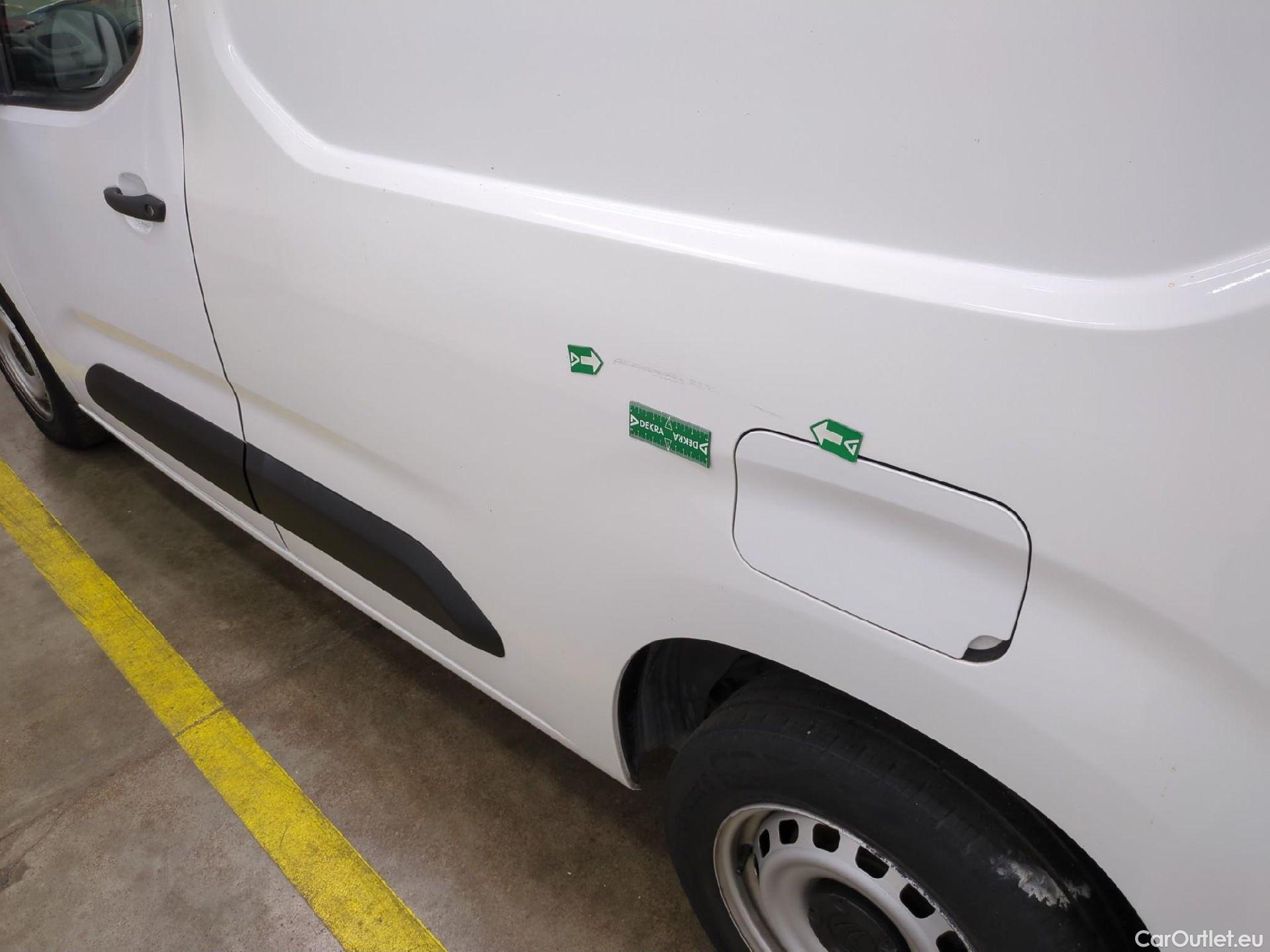  Citroen  Berlingo  Fourgon Club M 650 1.5 BlueHDi 100CV BVM5 E6dT #48