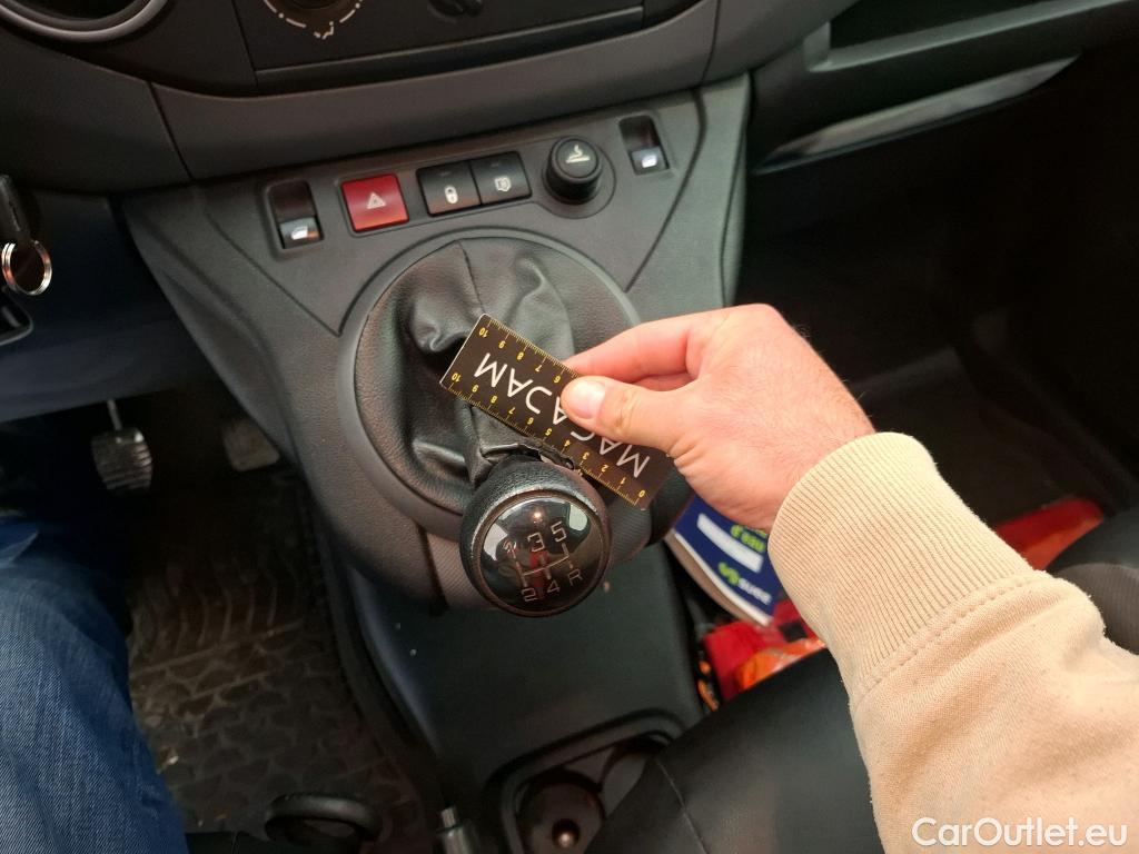  Citroen  Berlingo  Fourgon Club L1 (Court) 1.6 BlueHDi 100CV BVM5 E6 #29