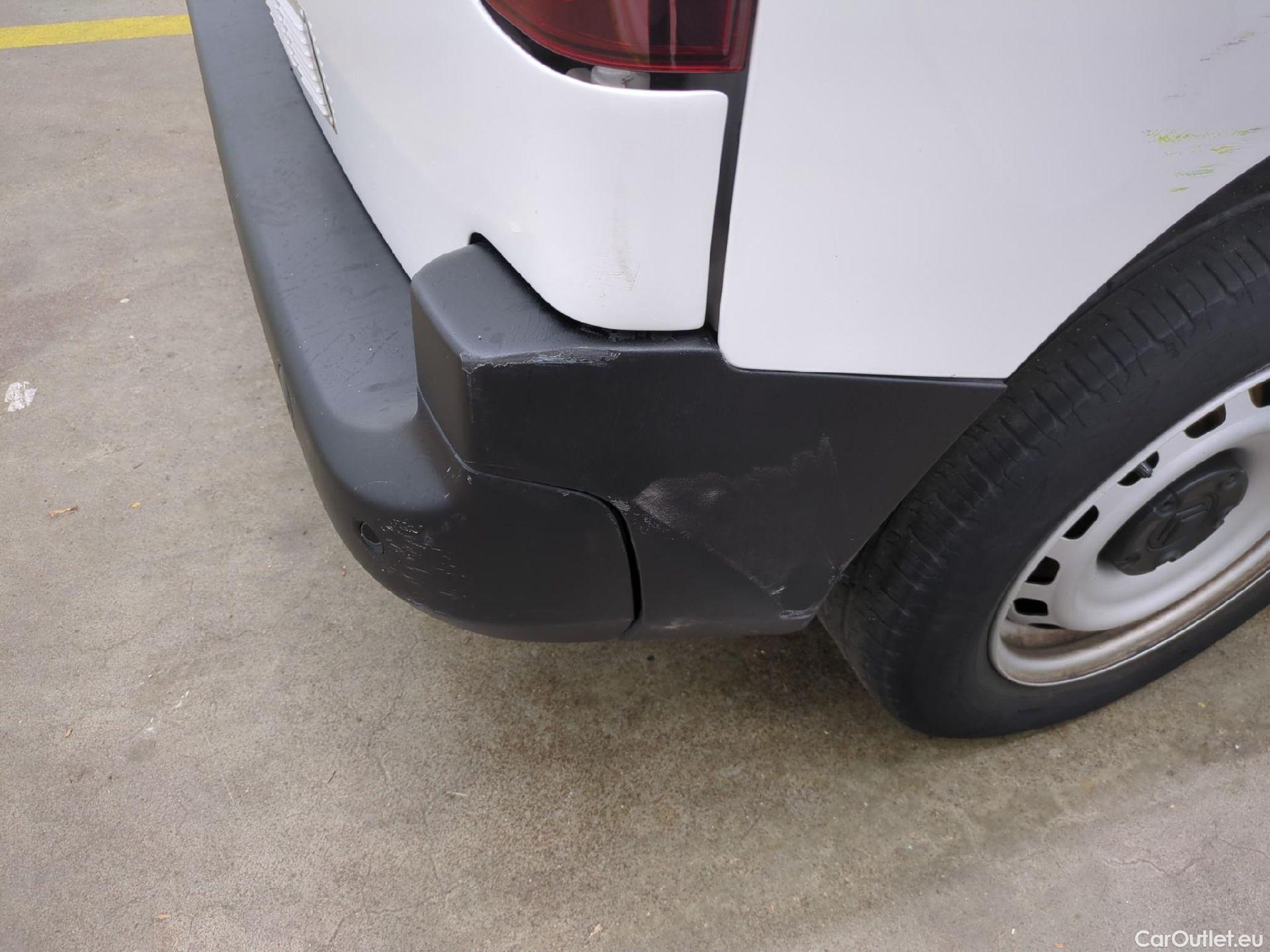  Citroen  Berlingo  Fourgon Club M 650 1.5 BlueHDi 100CV BVM5 E6dT #19