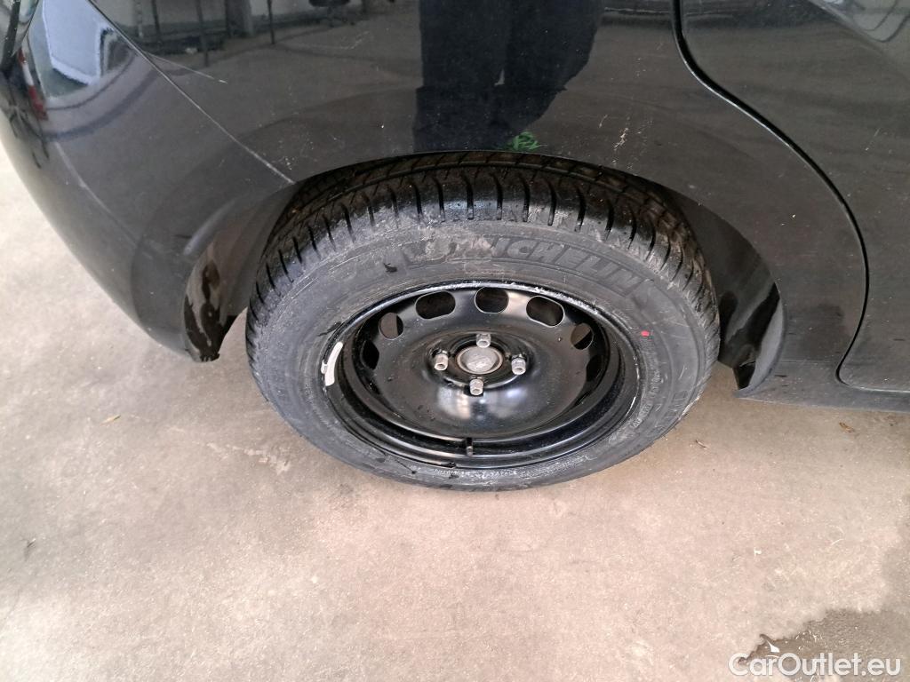  Citroen  C3  Business 1.4 HDi 70CV BVM5 E5 #34