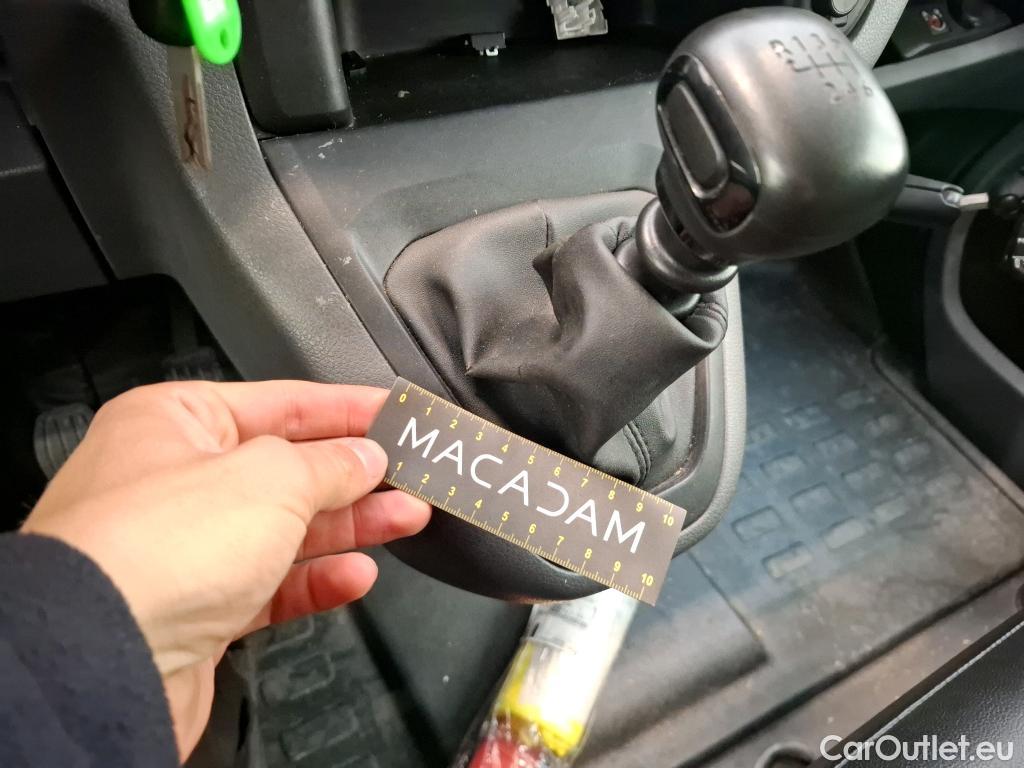  Citroen  Jumpy  Fourgon Club XL 2.0 BlueHDi 120CV BVM6 E6dT #28