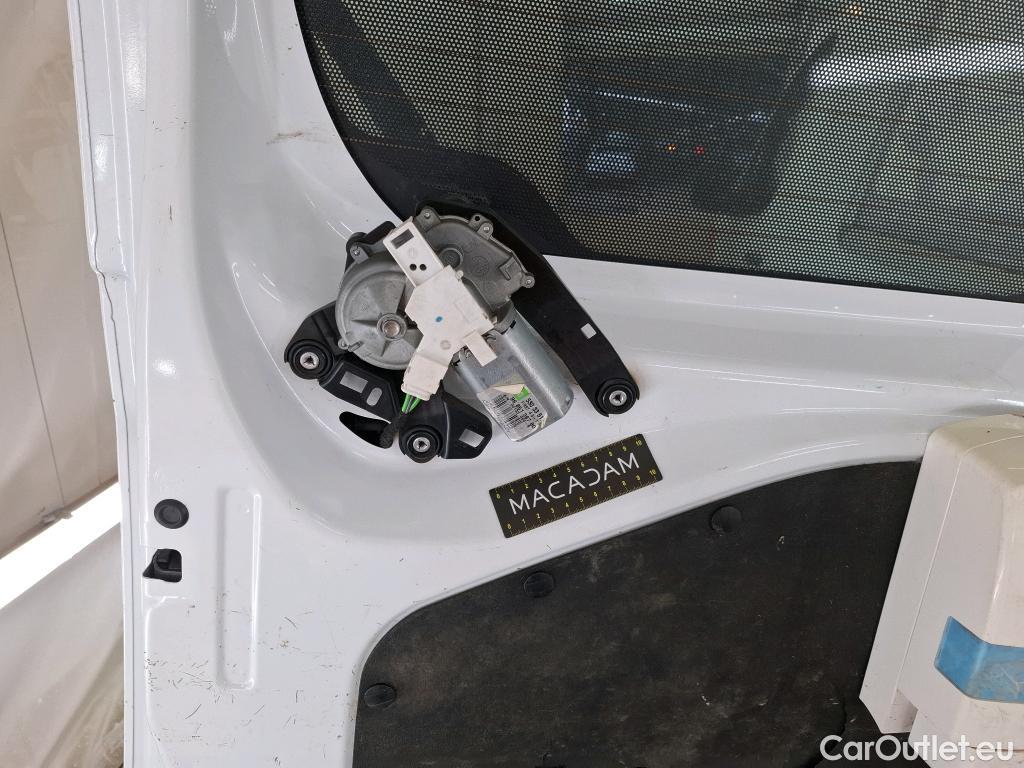  Citroen  Berlingo  Fourgon Club L1 (Court) 1.6 BlueHDi 100CV BVM5 E6 #31