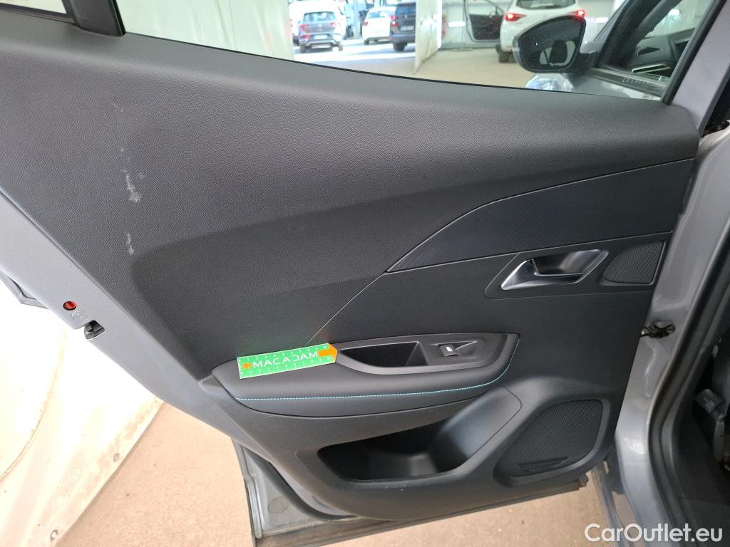  Peugeot  2008  Allure Pack 1.5 HDi 130CV BVA8 E6d #14