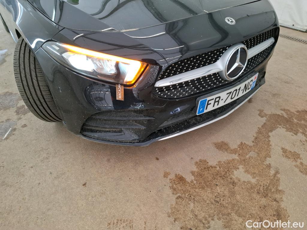  Mercedes  A-Klasse MERCEDES BENZ Classe A Compact  2018  5P  Berline A 200 d AMG Line 8G DCT #32