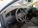  Volkswagen  Tiguan VOLKSWAGEN  / 2020 / 5P / SUV 1.5 TSI ACT ELEGANCE DSG #61