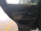  Peugeot  3008 PEUGEOT  / 2016 / 5P / SUV BLUEHDI 130 SeS BUSINESS #114