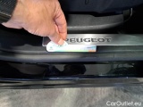 Peugeot  3008 PEUGEOT  / 2020 / 5P / SUV BLUEHDI 130 SeS EAT8 GT AUT. #140