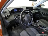  Peugeot  2008 PEUGEOT  / 2019 / 5P / CROSSOVER BLUEHDI 110 ALLURE S/S #82