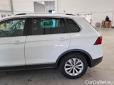  Volkswagen  Tiguan VOLKSWAGEN  / 2016 / 5P / SUV 2.0 TDI SCR 110KW BUSINESS BMT DSG #45
